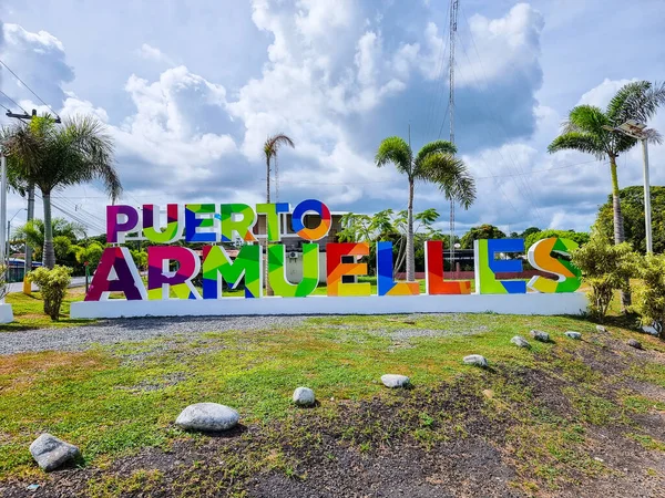 Панама Порт Армуельс Грудня 2022 Року Вітальний Знак Пальмами Задньому — стокове фото