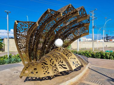 Kolombiya, Santa Marta, 20 Kasım 2023, inci kabuk şekilli heykel