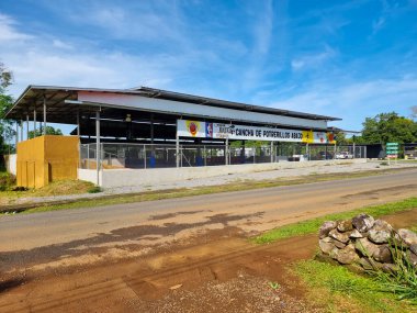 Panama, David, 20 Haziran 2024, Potrerillos basketbol spor binasının dış görünüşü