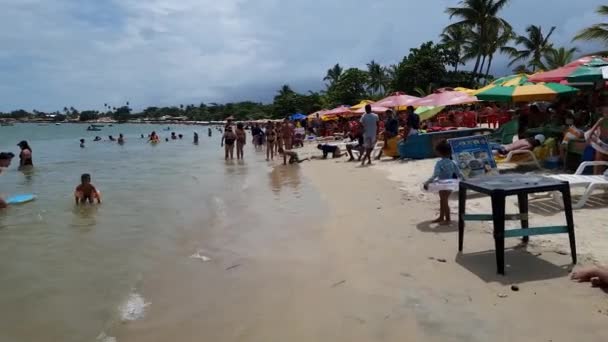 Santa Cruz Cabralia Brasile Gennaio 2023 Passeggiata Sulla Spiaggia Coroa — Video Stock