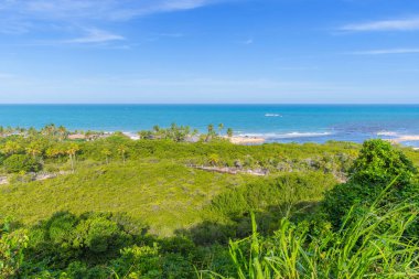 Porto Seguro bölgesi, Trancoso 'nun güzel doğa manzarası. Nativos Sahili, Bahia Eyaleti, Brezilya. 