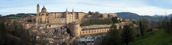 Panorámás Kilátás Reneszánsz Város Urbino Olaszország Szülőhelye Festő Raffaello Hercegi — Stock Fotó