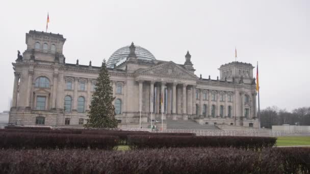 Σύγχρονη Ομοσπονδιακή Βουλή Κτήριο Ράιχσταγκ Πλατς Ντερ Ρεπλίκ Γερμανικός Λαός — Αρχείο Βίντεο