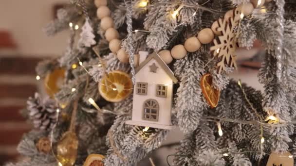 Vacanze Capodanno Albero Natale Artificiale Luci Ghirlanda Albero Natale Sfondo — Video Stock