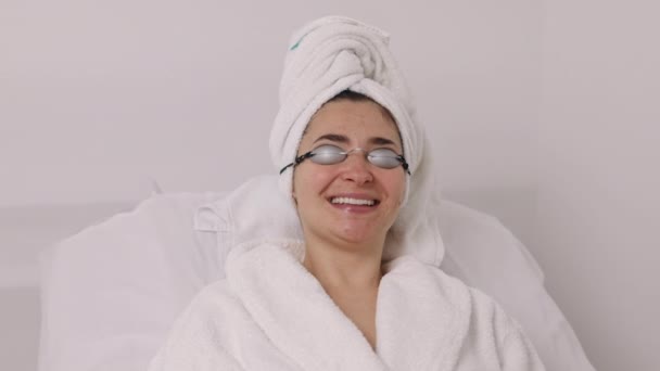 Cosmetologia Spa Bellezza Salute Epilazione Clinica Ritratto Donna Che Indossa — Video Stock