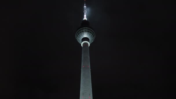 Television Tower Berliner Fernsehturm Berlin Located Alexanderplatz Berlin Television Tower — Stockvideo