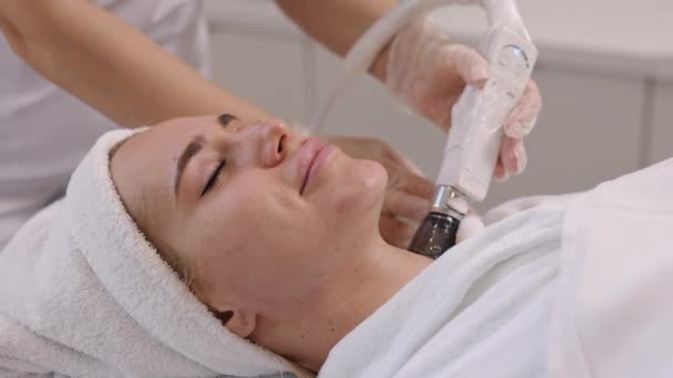 Hudföryngring Djup Vävnad Blodcirkulation Efter Massage Förfaranden Salong Vakuum Vakuum — Stockvideo