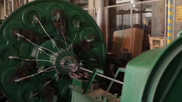 Kablo Bükme Kablo Fabrikası Ekstrüzyon Işlemi Bakır Kablo Kablo Fabrikadaki — Stok video