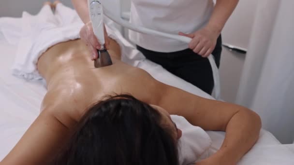 Domaines Problématiques Procédure Massage Docteur Cosmétologue Massage Corps Avec Aspirateur — Video