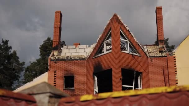 Graue Trümmer Durch Beschuss Beschädigt Russischer Angriff Viele Zerstörungen Ereigneten — Stockvideo