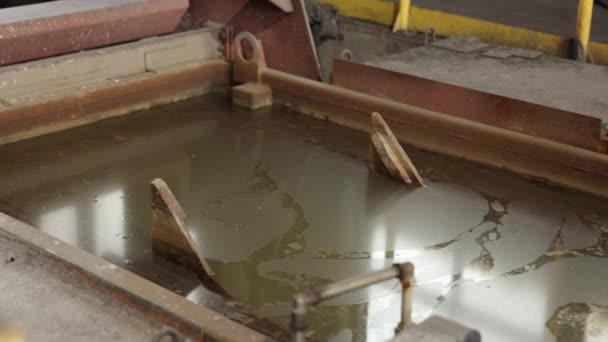 Βιομηχανική Ψύξη Χημική Επεξεργασία Εργοστασιακή Υποδομή Δεξαμενή Νερού Στην Εγκατάσταση — Αρχείο Βίντεο