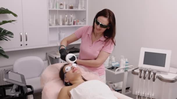 Kurklinik Ipl Kosmetik Epilation Laserepilation Und Kosmetologie Haarentfernungsmethoden Werden Angewandt — Stockvideo