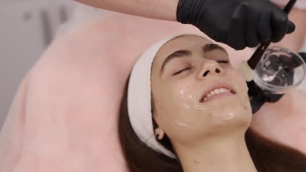 Preparazione Della Pelle Tecnica Delle Nocche Somministrazione Gel Skincare Professionale — Video Stock