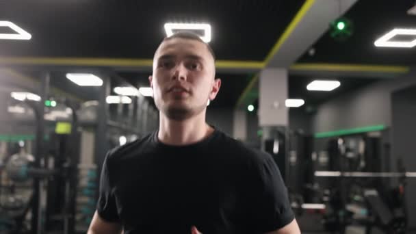 Cardio Oefening Portretfoto Workout Motivatie Portret Schot Toont Jongeman Bezig — Stockvideo