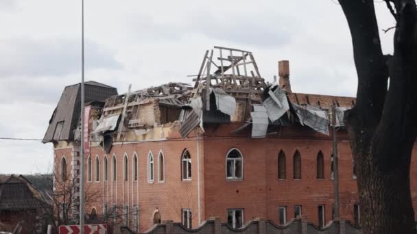 Haus Zerstört Russische Bombe Durch Beschuss Beschädigt Gebäude Zerstört Durch — Stockvideo