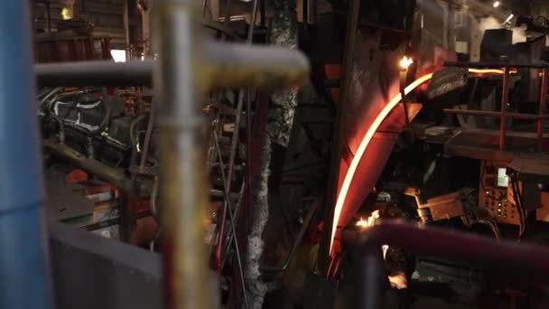 Üretim Fabrikası Erimiş Fırın Yönetimi Endüstriyel Üretim Için Metal Eritme — Stok video