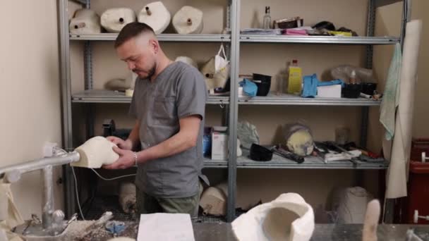 Protez Bacak Bacak Tasarımı Küf Tasarımı Fuzuli Elementleri Ortadan Kaldırarak — Stok video