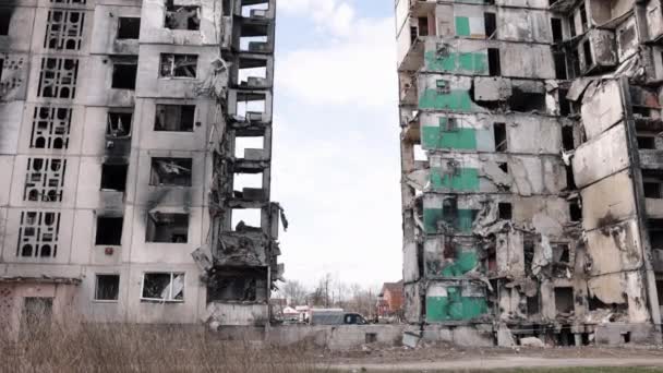 Будівля Знищена Ракетні Атаки Військове Вторгнення Будинки Знищено Через Ракетно — стокове відео