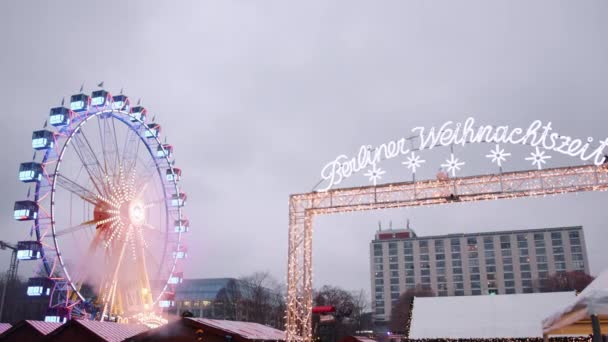 Weihnachtsbasare Wintersouvenirs Souvenirladen Europäische Wintermärkte Sind Ein Hervorragender Ort Einzigartigen — Stockvideo