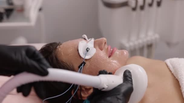 Salone Bellezza Pelle Liscia Trattamento Laser Concetto Epilazione Laser Cosmetologia — Video Stock
