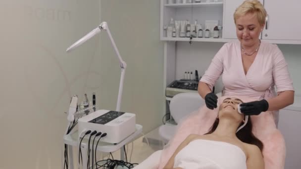 Ενυδάτωση Προσώπου Έγχυση Υγρασίας Ικανότητα Στην Ομορφιά Skincare Επαγγελματική Υγραίνει — Αρχείο Βίντεο