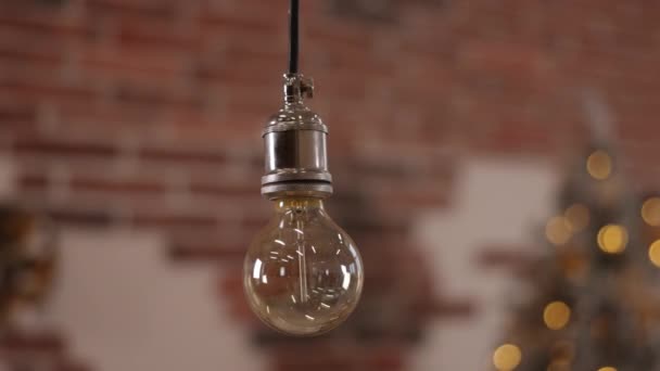 Висяче Світло Ввімкнено Декоративні Лампочки Висяче Світло Розжарювання Кімнаті Вмикається — стокове відео