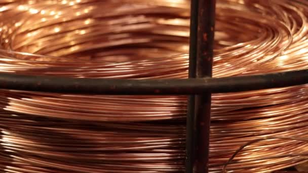 Drahtwickeln Kabelherstellung Kupferindustrie Industriellen Umfeld Wird Kupferdraht Hergestellt Und Spulen — Stockvideo