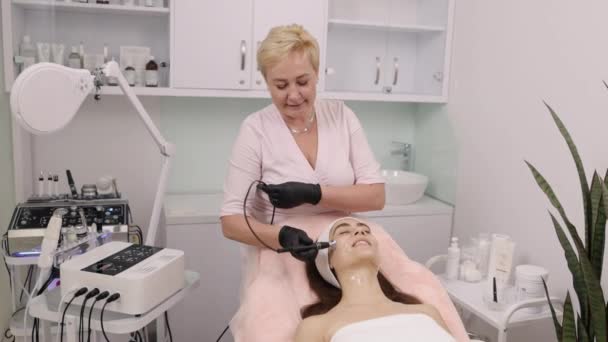 Aperto Pele Recomendações Cosmetologist Eficácia Elevação Beleza Condutas Profissionais Tratamento — Vídeo de Stock