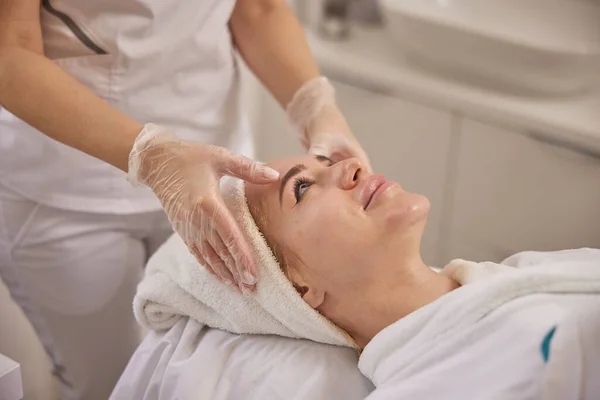 Perfect Skin Head Massage Cosmetology Beautiful Female Gets Facial Massage Stok Lukisan  