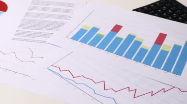 Grafikleri ve raporları olan çalışma yeri