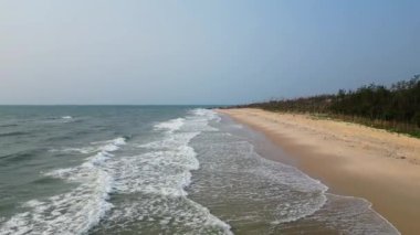 Serene Coastal Beauty: Binh Thuan Sahil Havacıları