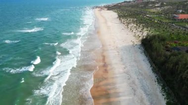 Serene Coastal Beauty: Binh Thuan Sahil Havacıları