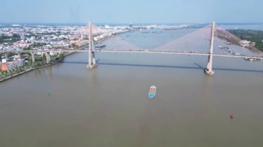 Majestic Marvel: Tien Giang 'ın Rach Mieu Köprüsü ve Mekong Nehri Zaman Çizelgesi