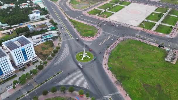 Cinematic Aerials Capturing Tien Giang Roundabout Timelapse — стокове відео