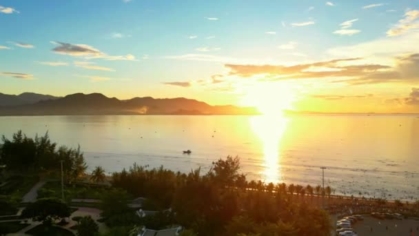 Beau Paysage Nuageux Sur Mer Coucher Soleil Time Lapse Shot — Video