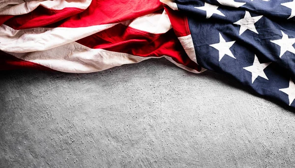 美国国旗在黑石背景下制作的 独立日 快乐概念 — 图库照片