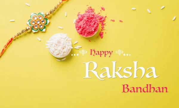 Raksha Bandhan Індійський Фестиваль Красивими Ракі Райс Ґрейнс Жовтому Тлі Стокова Картинка