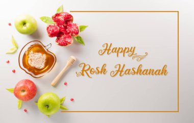 Rosh hashanah (Yahudi Yeni Yıl Tatili), beyaz arka planda geleneksel veya din sembolleri kavramı.