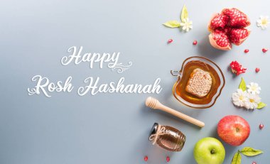 Rosh hashanah (Yahudi Yeni Yıl Tatili), Pastel arka planda geleneksel veya dini semboller kavramı.