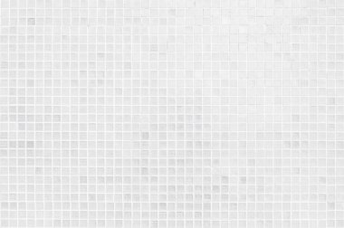 Beyaz fayans duvarı arka plandaki banyo zemininin dokusunu çizmiş. Banyo ve mutfakta seramik duvar ve zemin fayanslarının mozaik arka planı temiz. Izgara duvar kağıdı dekorasyonu ile desen geometriği dizayn et