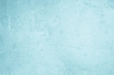 Yaz duvar kâğıdında arka plan için mavi açık beton doku. Çimento rengi ve tonlu vintage kum duvar. Soyut deniz mavisi açık renk. Çimento tahıl dokusu tasarım için sulu boya.