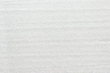 Gümüş folyo arka plan, beyaz arka plan. Soyut metal efekt kağıt folyo. Açık gri renkli platinyum metalik doku. Gradyan hassas yüzey izi tasarımı arka plan için parlak metal folyo dokusu. Gri gümüş desenli modern fon.