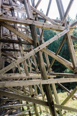 Kinsol Trestle ya da Koksilah River Trestle, Vancouver Adası, Britanya Kolumbiyası, Kanada 'da Shawnigan Gölü' nde tarihi ahşap bir demiryolu köprüsü.
