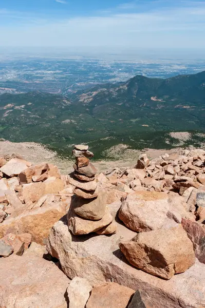 Pikes Tepesi 'nin zirvesinden görüntü, Colorado, ABD