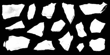 Düzensiz şekilli yırtık kağıtlardan oluşan bir derleme gizli mesajlar ve keşfedilmeyi bekleyen anlatılmamış hikayeler hakkında nostalji ve merakı uyandırıyor..