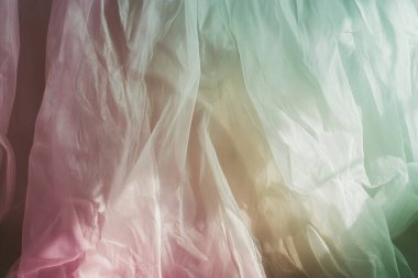 Pastel gölgeler yumuşak bir şekilde hassas dokuya karışıp ruhani bir atmosfer yaratır. Kompozisyon, sanatsal keşifler için ideal bir sakinlik ve sükunet hissi uyandırıyor..