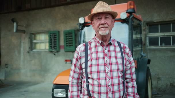 Portrait Senior Caucasian Handsome Happy Man Farmer Standing Field Smiling — Stock Video
