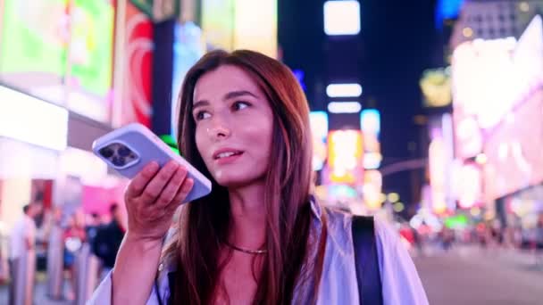 Smiling Young Beautiful Woman Uses Mobile Phone Night City Street — Stock Video