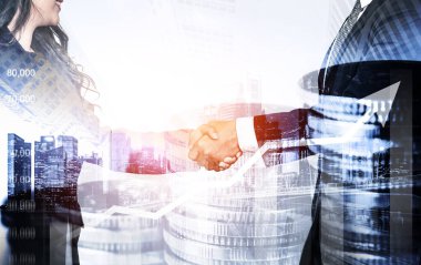 Ekonomik refah ve para teknolojisinin varlık geçmişi üzerine iş tokalaşması. Değerli borsaya yatırım yaparak ekonomik ve finansal büyüme ile refah kar birimi ticareti elde edilir