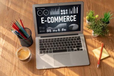 E-ticaret veri yazılımı çevrimiçi perakende şirketine satış analizi için mod gösterge tablosu sağlar